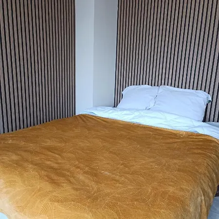 Maison Proche Du Circuit Des 24h Avec Parking 招待所 *